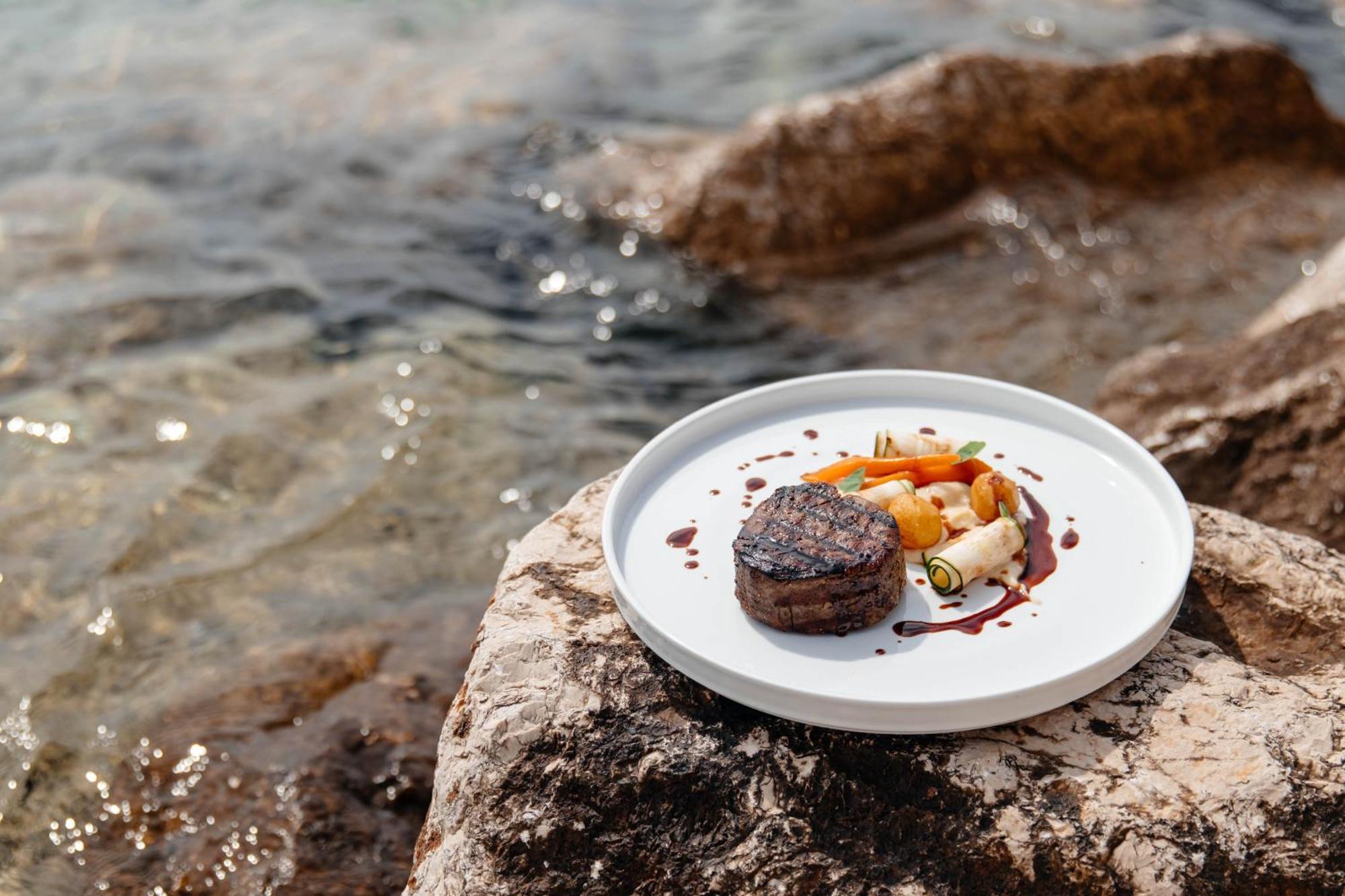 Hotel Medistone Omiš Dış mekan fotoğraf