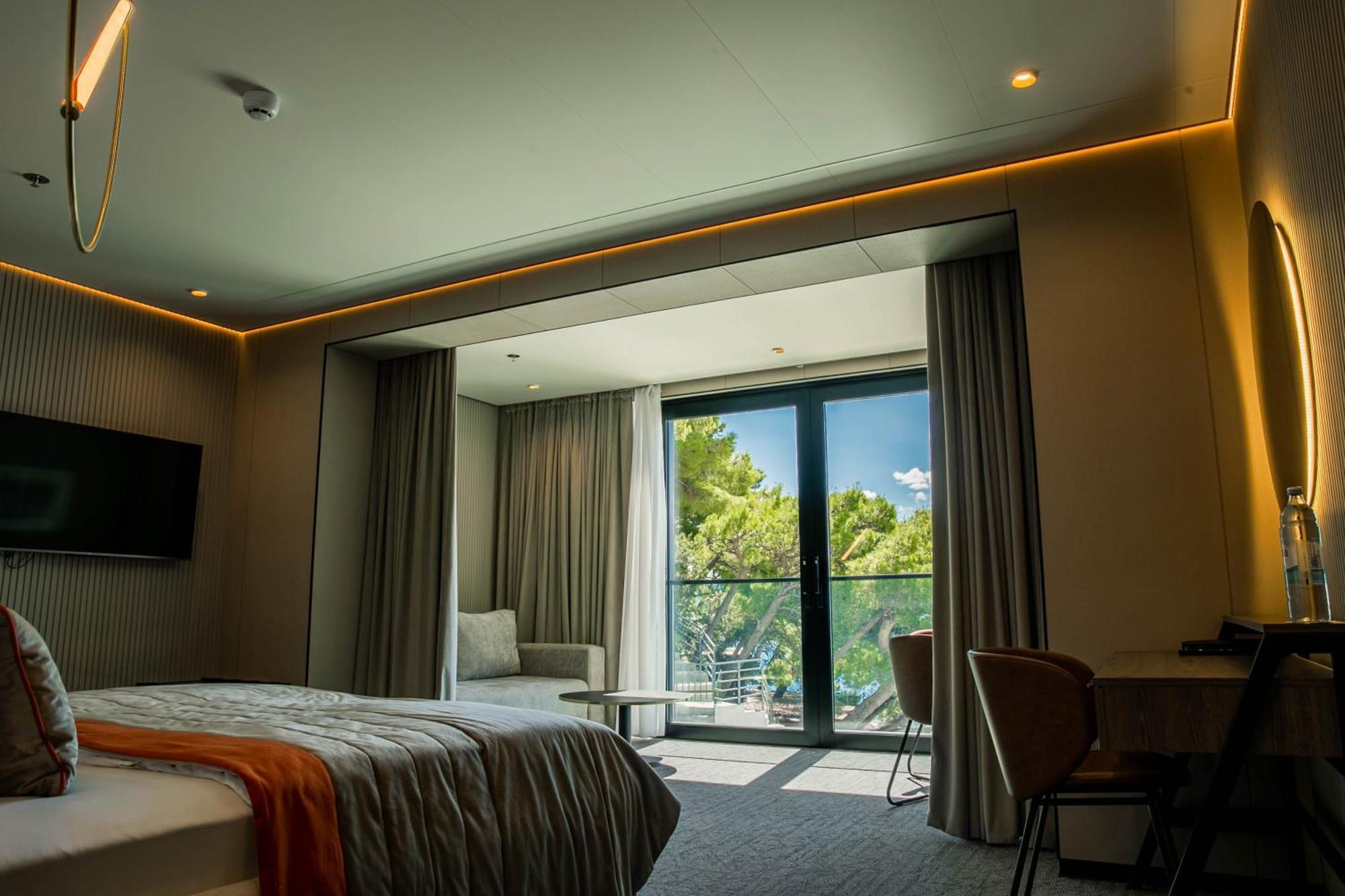 Hotel Medistone Omiš Dış mekan fotoğraf